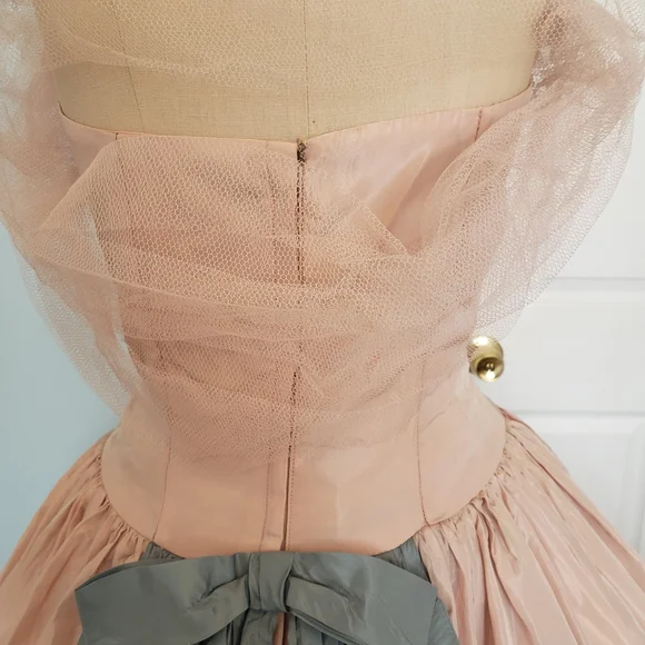 1950's Pink Ballgown, S - Picture 10 of 16